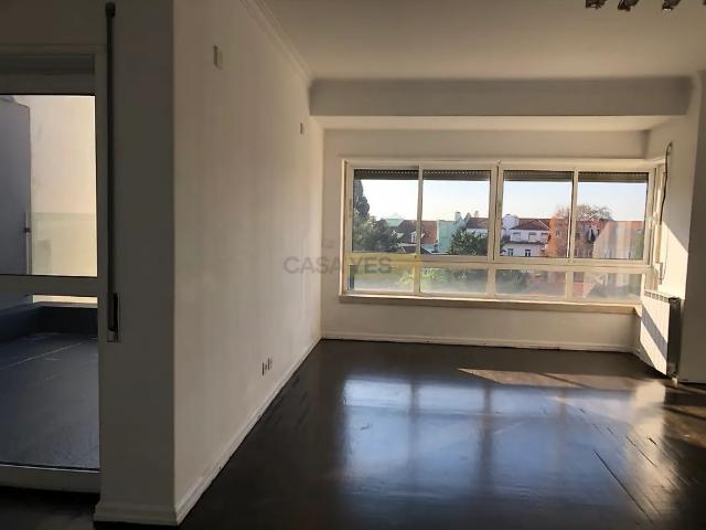 Apartamento alugar em Santo António, Lisboa
