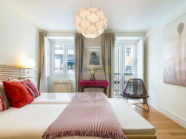 Apartamento alugar em Santo António, Lisboa