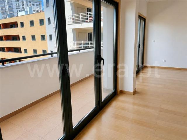 Apartamento alugar em Quinta dos Castelos, Oeiras