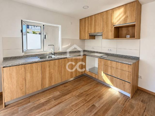 Apartamento alugar em Bairro dos Capuchos, Leiria