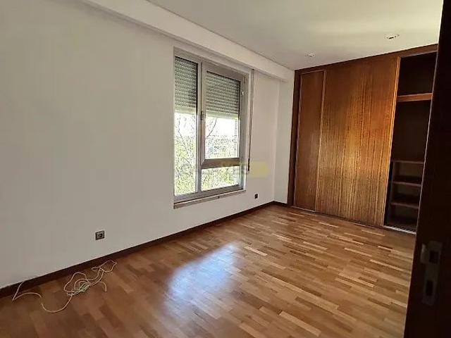 Apartamento alugar em Porto, Aldoar