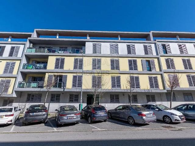 Apartamento alugar em Alfragide, Amadora