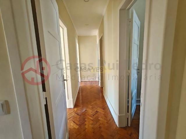 Apartamento alugar em Bairro Portugal Novo, Lisboa