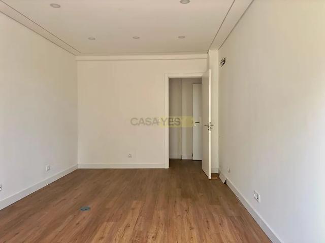 Apartamento alugar em Avenidas Novas, Lisboa