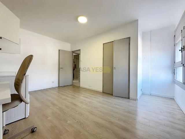 Apartamento alugar em Bairro das Amendoeiras, Lisboa