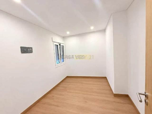 Apartamento alugar em Célula D, Lisboa
