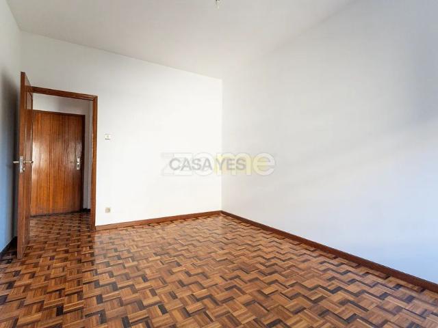 Apartamento alugar em Oliveira, São Paio e São Sebastião, Guimarães