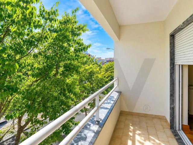 Apartamento alugar em São Miguel das Encostas, Cascais