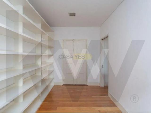 Apartamento alugar em São Vicente de Fora, Lisboa