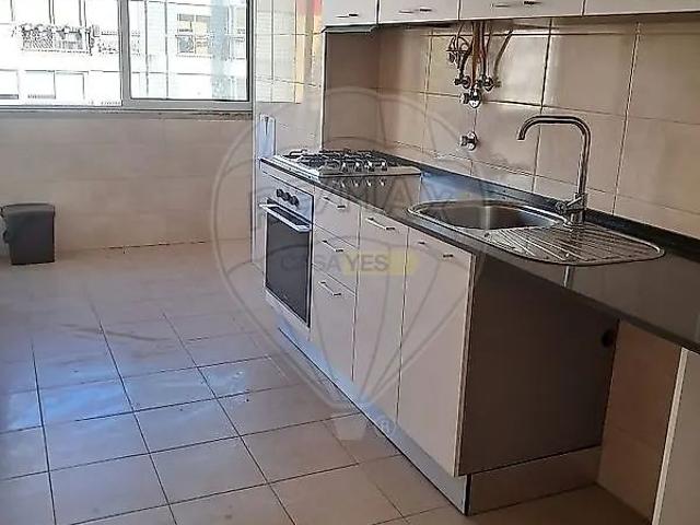 Apartamento alugar em Setúbal