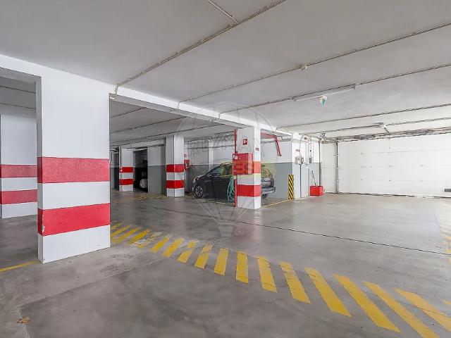 Apartamento alugar em Porto, Aldoar
