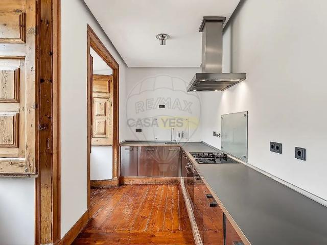 Apartamento alugar em Encarnação, Lisboa
