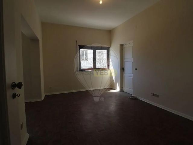 Apartamento alugar em Bairro Ferroviário, Barreiro