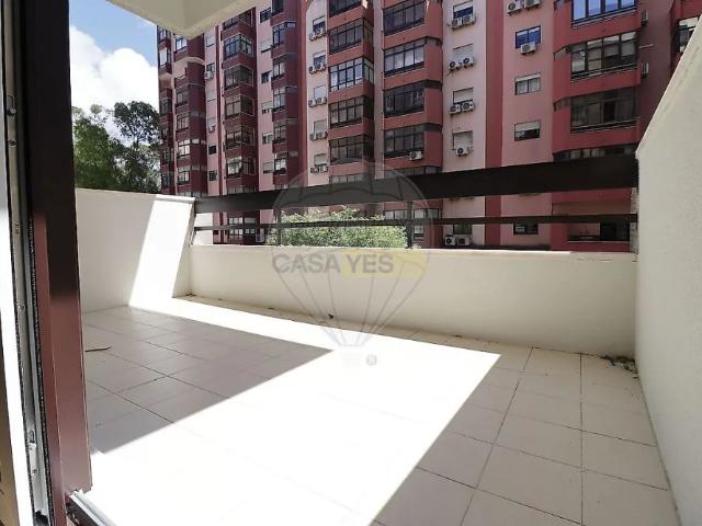 Apartamento alugar em Ameixoeira, Lisboa