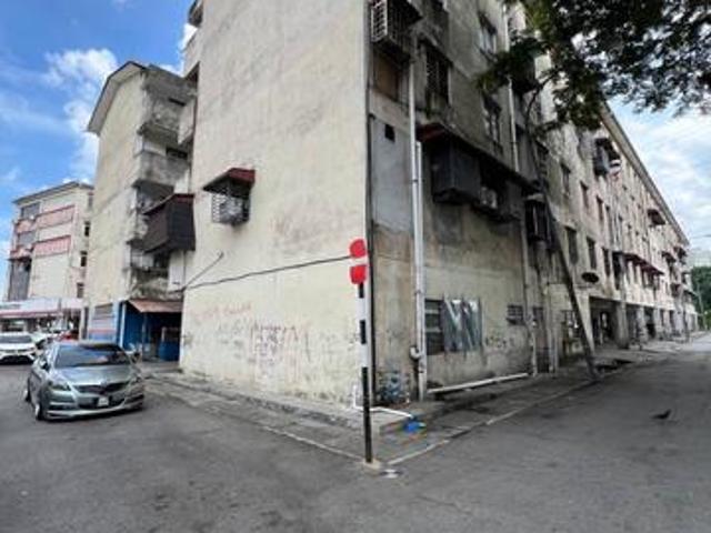 Flat for sale in Kajang, Langat