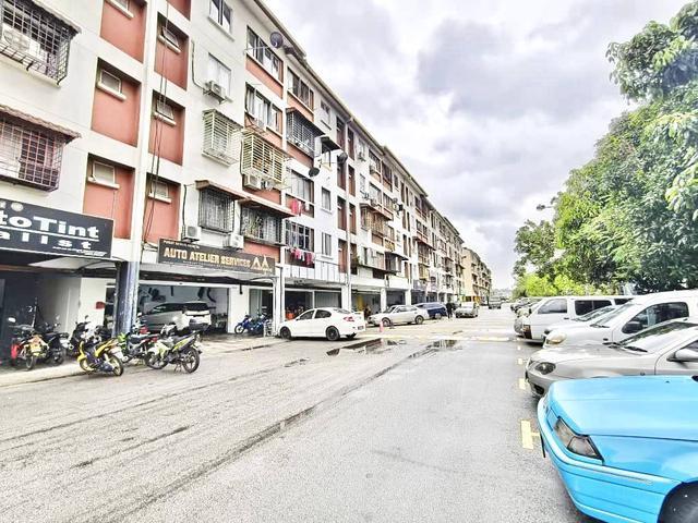 Apartment for sale in Kajang, Langat