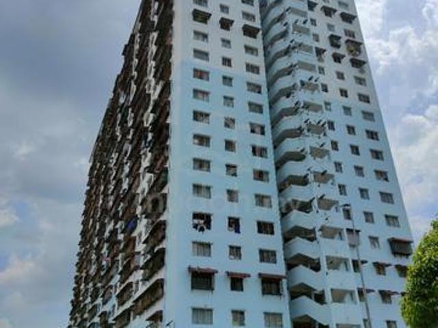 Apartment for sale in Langat, Selangor