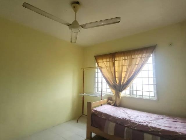 Room for rent in Petaling, Damansara Damai