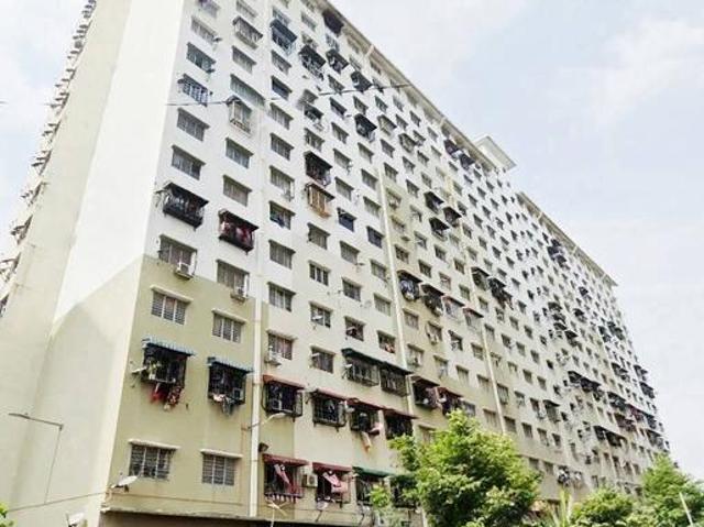 Apartment for sale in Petaling, Damansara Damai