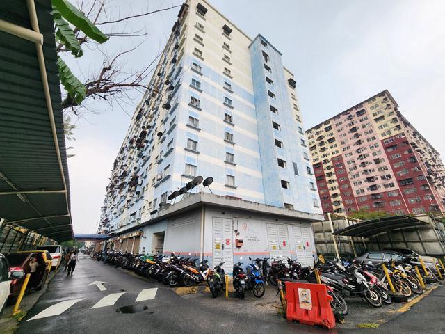 Apartment for sale in Petaling, Damansara Damai
