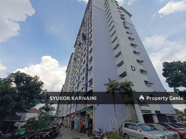 Apartment for sale in Petaling, Damansara Damai