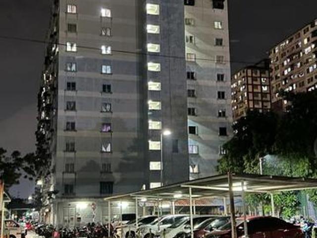 Apartment for sale in Petaling, Damansara Damai