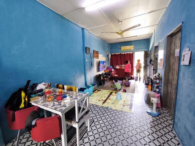 Flat for sale in Petaling, Damansara Damai