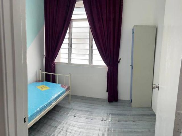 Flat for sale in Wellesley, Penang