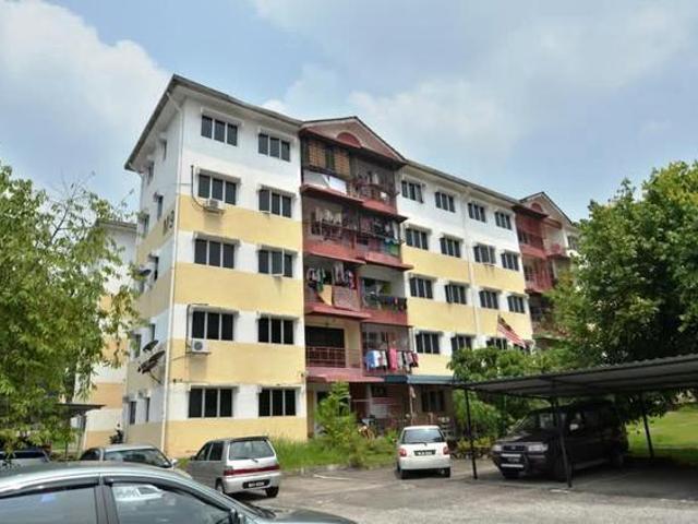 Apartment for sale in Kajang, Langat