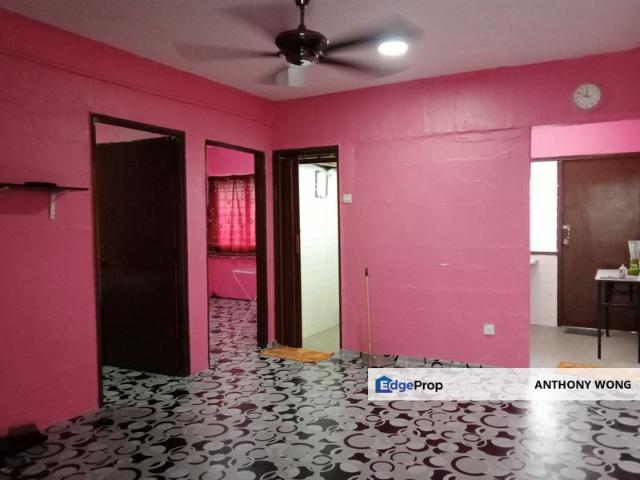 Flat for sale in Selayang, Selangor
