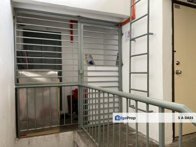 Flat for sale in Selayang, Selangor