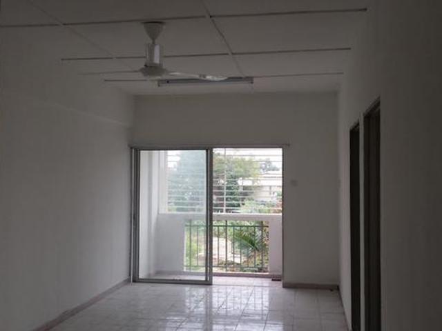 Apartment for sale in Kajang, Langat