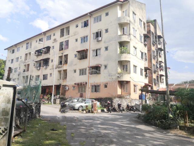 Apartment for sale in Kajang, Langat