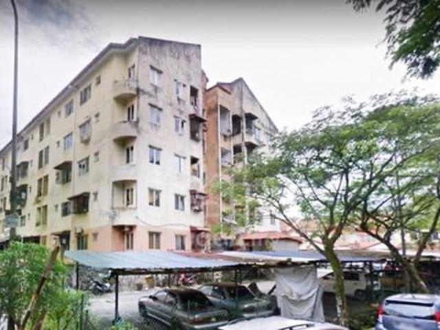 Apartment for sale in Kajang, Langat