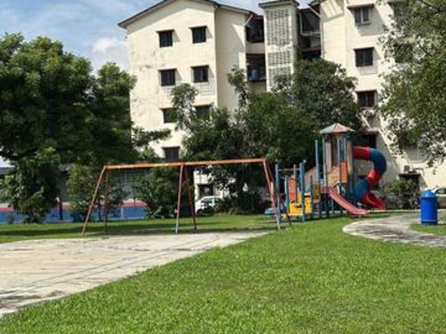 Apartment for sale in Petaling, Damansara Damai