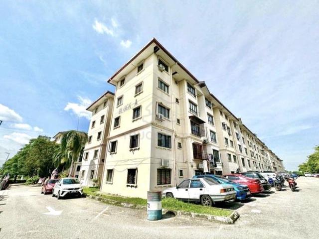 Apartment for sale in Kajang, Langat