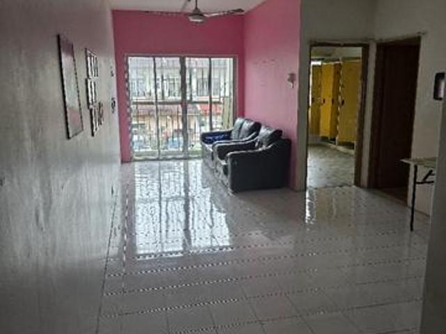 Apartment for sale in Kajang, Langat