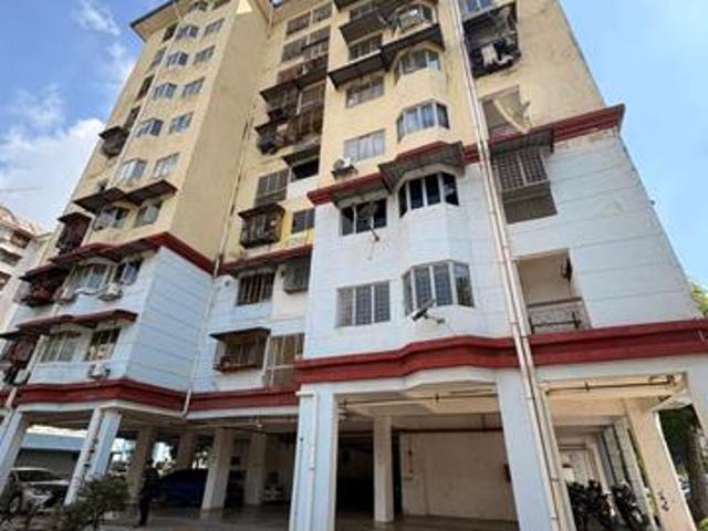 Apartment for sale in Kajang, Langat