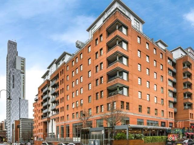 Apartment for rent in First Street, Manchester