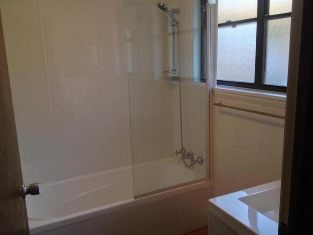 Apartment for rent in Sandy Bay