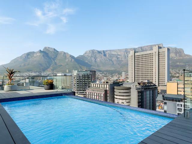 Apartment for rent in Foreshore, Cape Town
