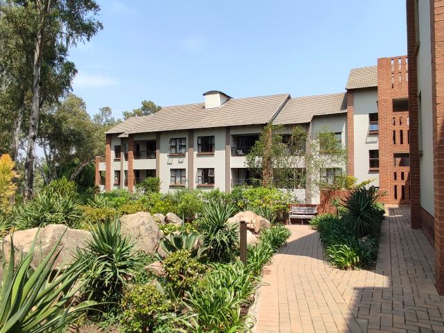 Apartment for rent in Douglasdale, Randburg