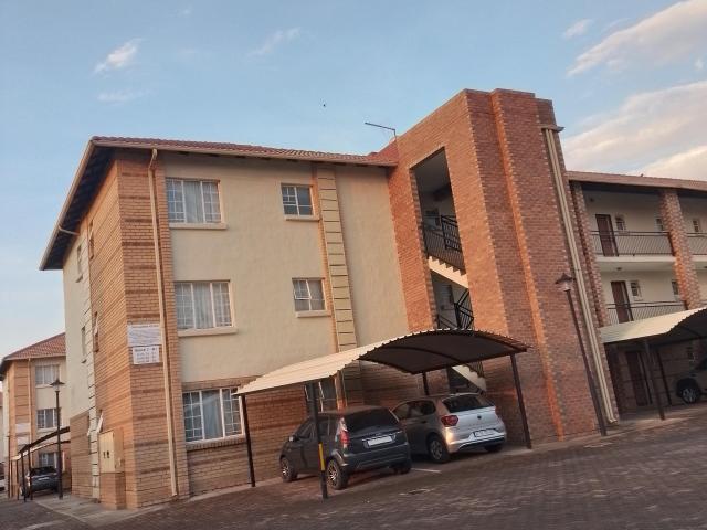 Apartment for rent in Waterkloof, Gauteng