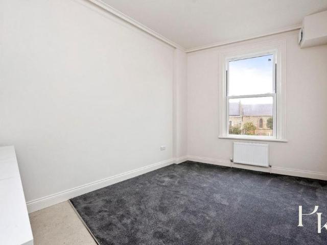 Apartment for rent in Aldrington