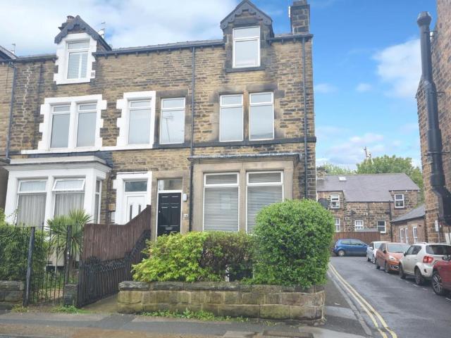 Flat for rent in Low Harrogate, Harrogate