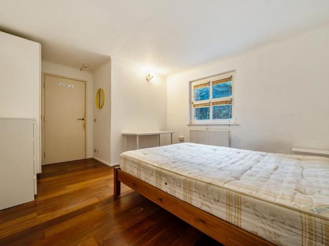 Room for rent in Rotherhithe, Greater London