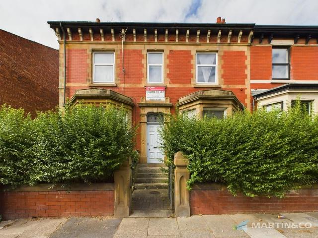 Flat for rent in Revoe, Blackpool