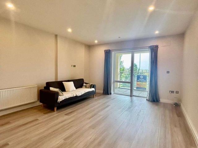 Apartment to rent in Carrickmines Green, Ballyogan