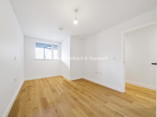 Apartment for rent in London Borough of Merton, Greater London