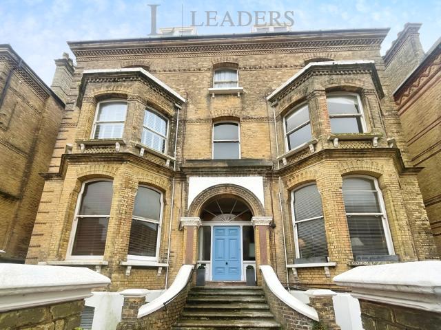Apartment for rent in Aldrington